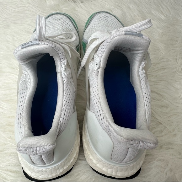 Adidas Men’s Ultra Boost 1.0 Running Shoes Size 9.5 - Picture 11 of 15